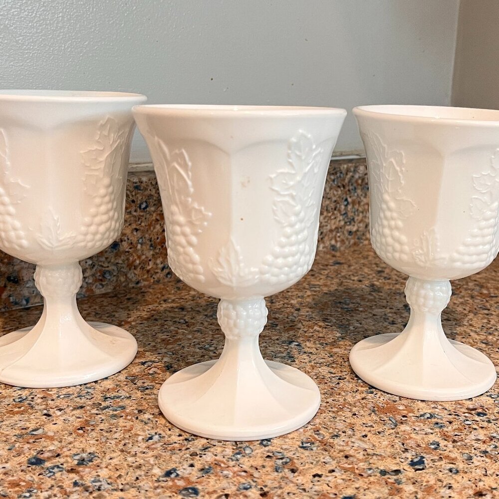 Harvest Milk GlassSet Water Goblets of 3